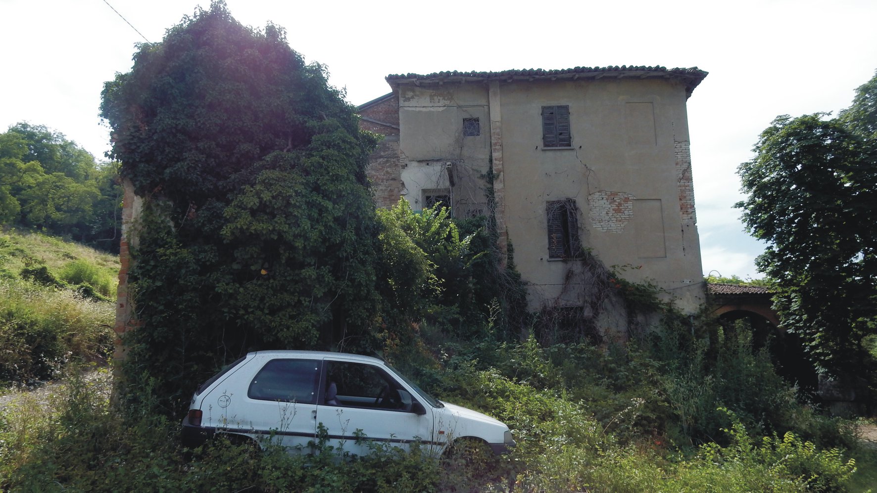 VILLA COSTINA: STORIA DI UN PIGNORAMENTO