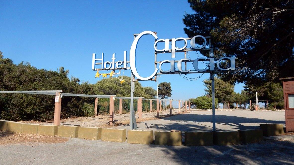 HOTEL CAPO CACCIA: LA TELENOVELA SARDA