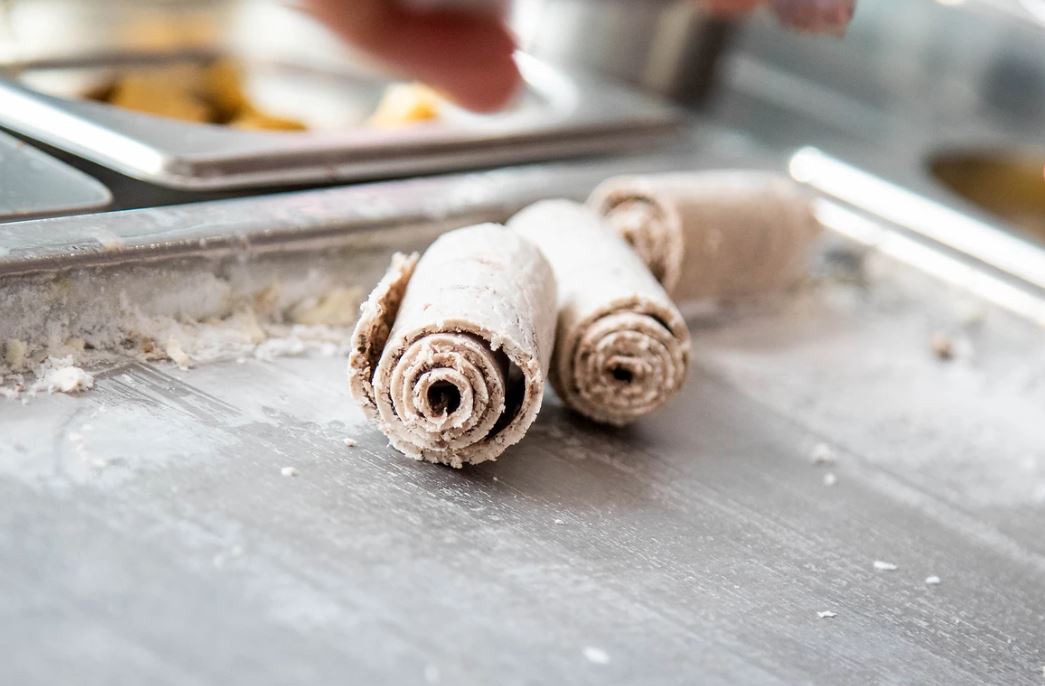 MONSTERS ICE CREAM ROLL BANGKOK